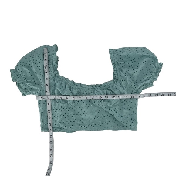 NWT Love Tree Mint Puff Sleeve Crop Off The Shoulder Top Size Large Women’s - Picture 4 of 5